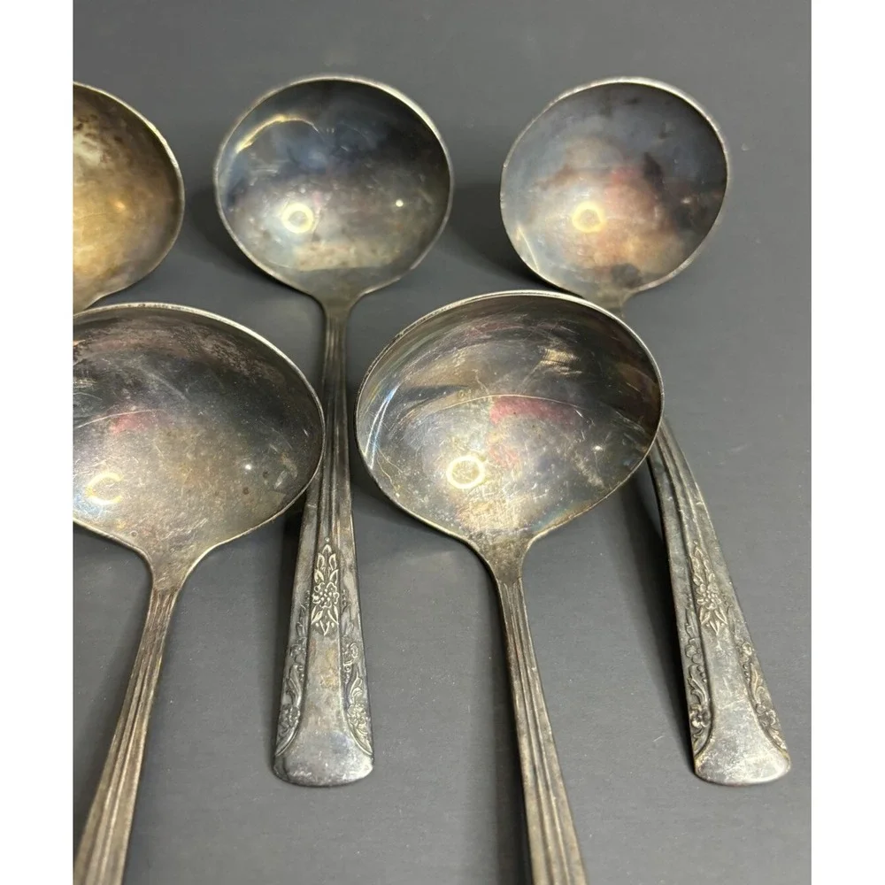 7 International Silverplate Camelia Gravy Ladle Silverplate 6 1/2